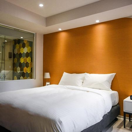 Giant Rich Hotel Тайпей Екстериор снимка