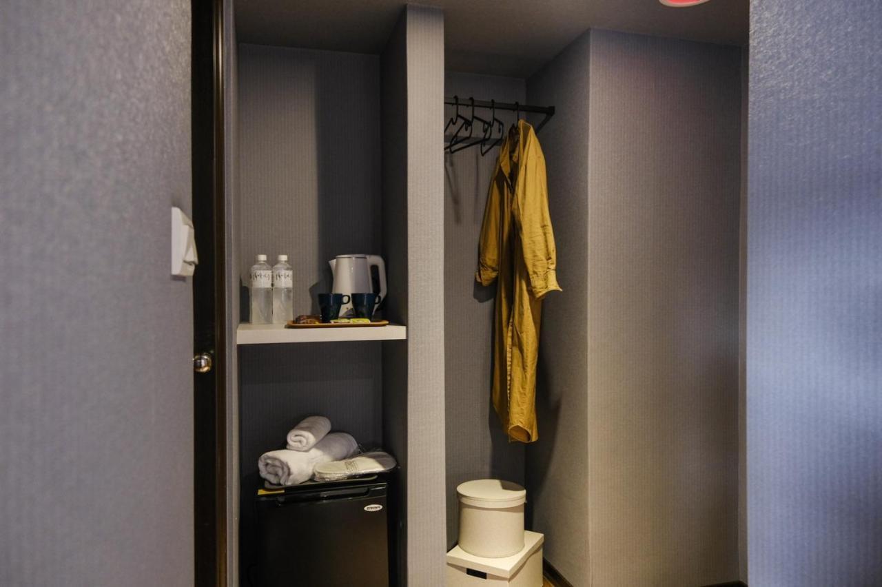 Giant Rich Hotel Тайпей Екстериор снимка