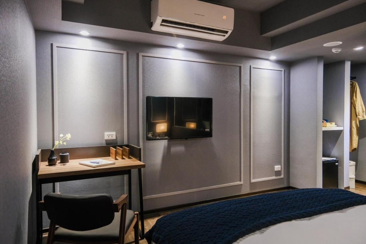 Giant Rich Hotel Тайпей Екстериор снимка